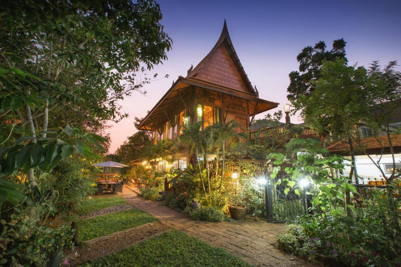 Cattani'S Riverside Home Phra Nakhon Si Ayutthaya Exterior photo